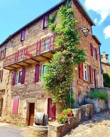 Chez Tata Celestine Holiday home Castelnau-Pegayrols