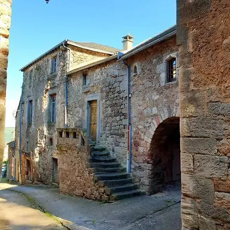 Chez Tata Celestine Holiday home Castelnau-Pegayrols